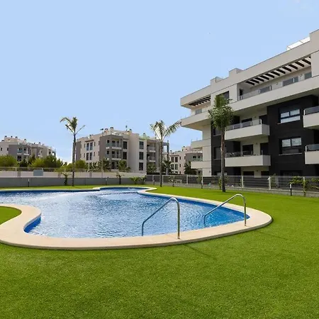 Apartman Luxurious New Flat With Pool & Big Terrace